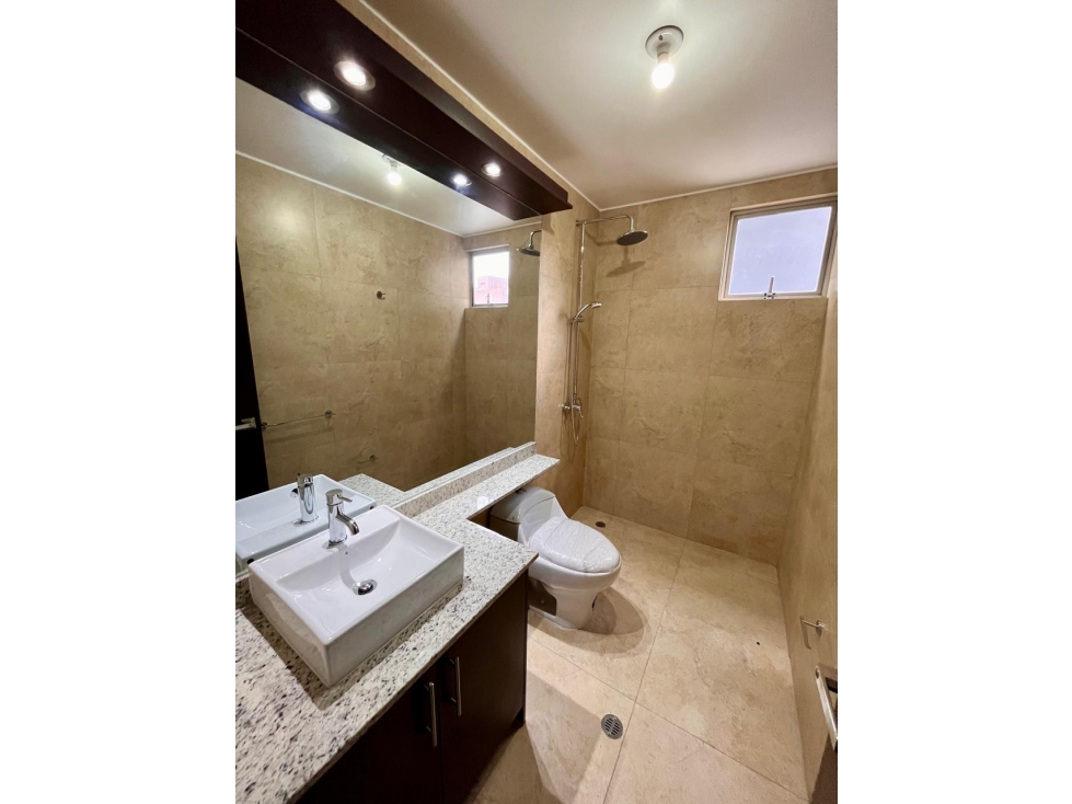 Vendo Depar 2 Dormitorios NUEVO La Carolina — foto 6