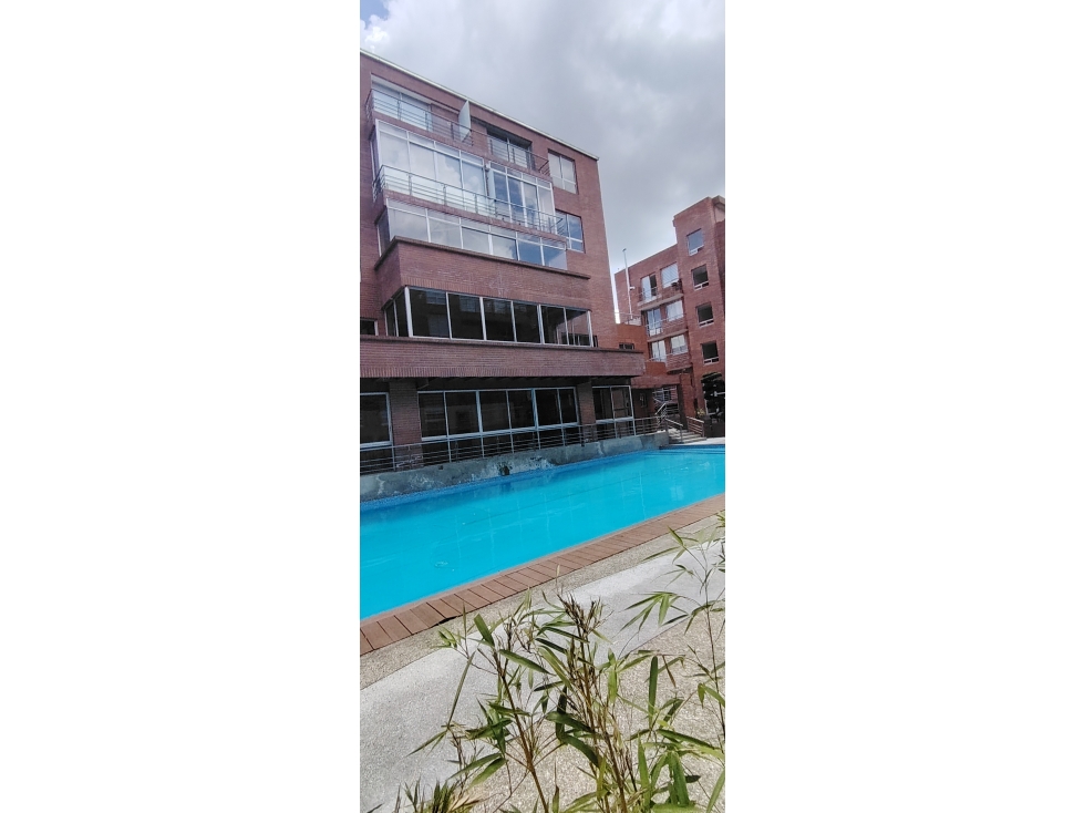 VENDO DEPTO 3 HABITACIONES EN CARCELEN