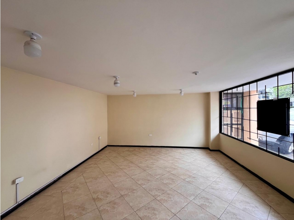 Renta local comercial 55m2 sector el Bosque - 3
