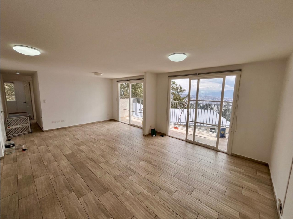 Rento Depto 3 Habitaciones en Carcelen — foto 2