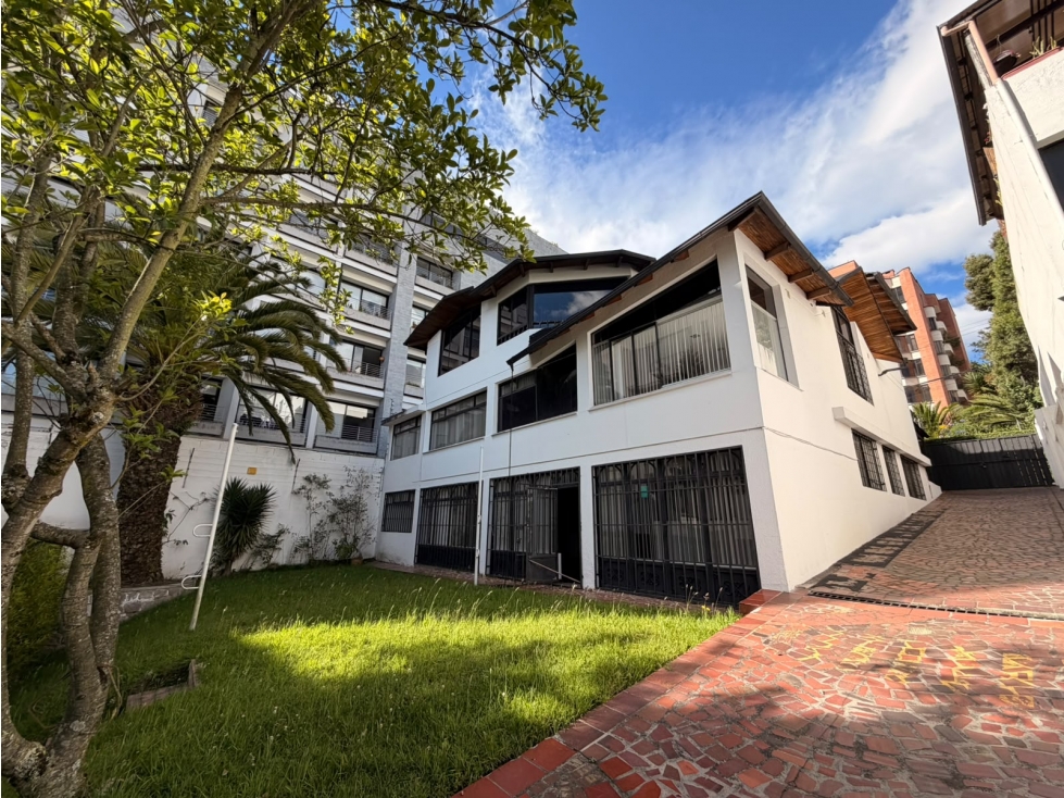 Renta Casa Oficina700 m2 sector Bellavista / Gonzalez