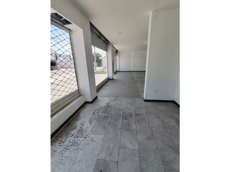 VENDO LOCAL COMERCIAL TUMBACO LA ESPERANZA - 4