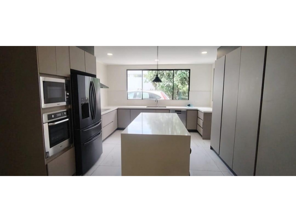 Renta Casa 230 m2 Tumbaco 400 m2 — foto 4