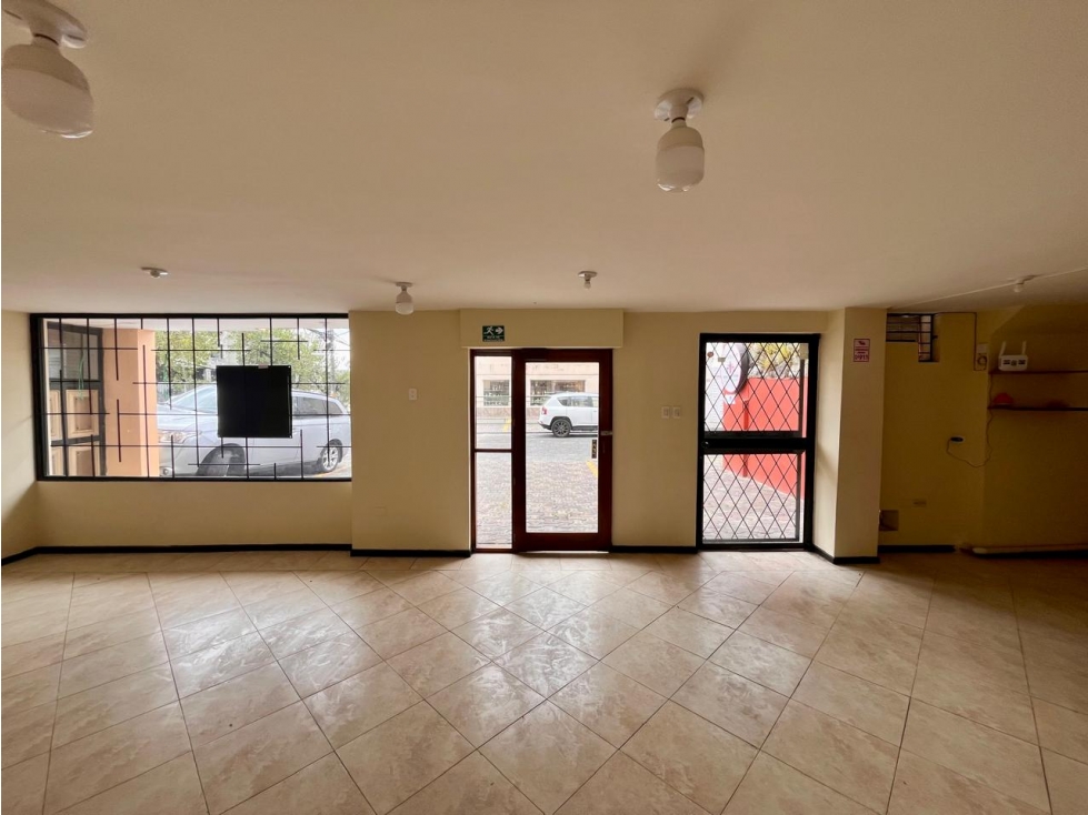 Renta local comercial 55m2 sector el Bosque - 6