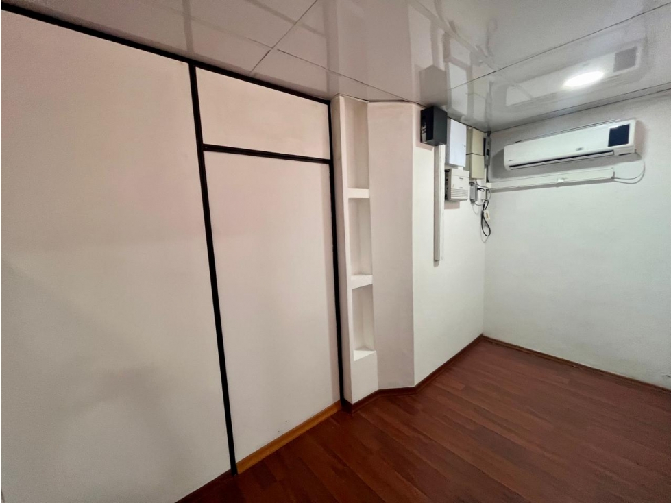 Renta Oficina 300 m2 Quito Tenis — foto 6