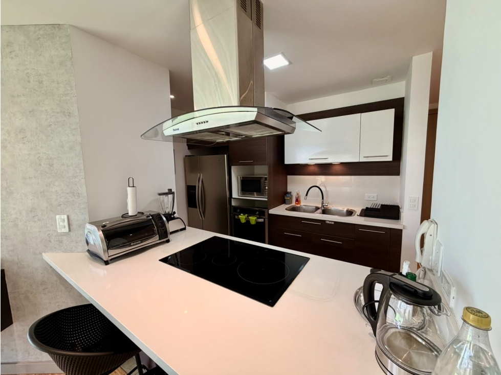 Renta Depar amoblado LUJO 2 dormitorios González Suárez 92m2 — foto 6