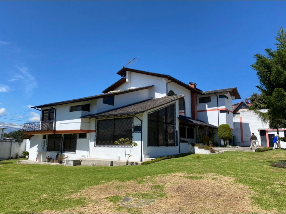Venta Casa ideal para uso Comercial Cumbaya — foto 4