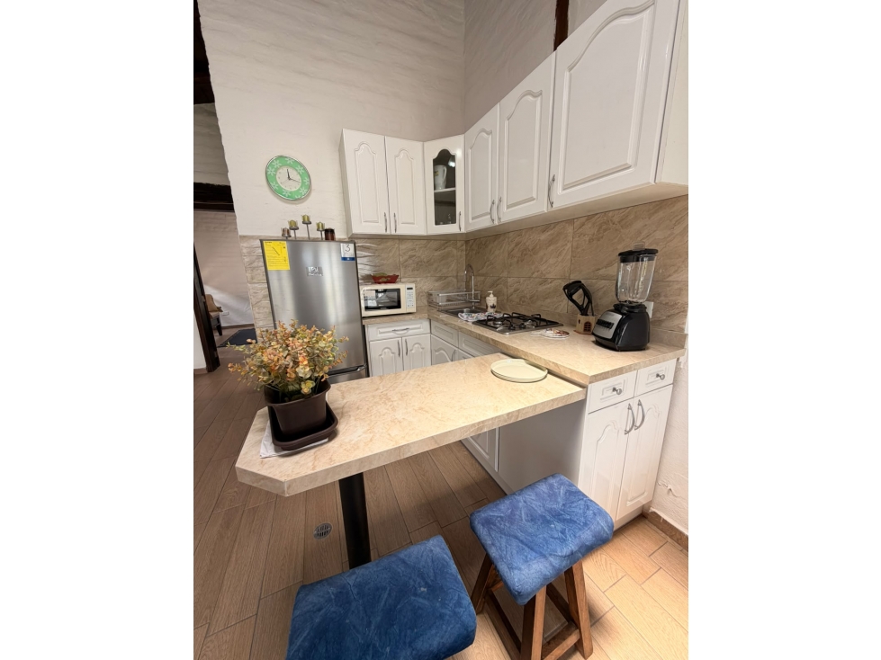 Renta Suite amoblada en Cumbayá 52 m2 — foto 2