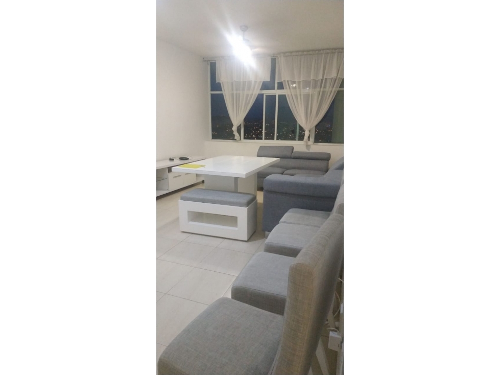 Alquiló plaza Edison amoblado 3reca tel 69814915