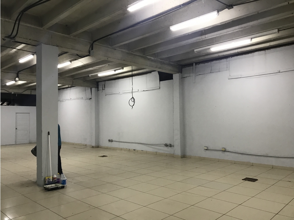 Alquiló depósito galera Fernandez de Córdova — foto 3