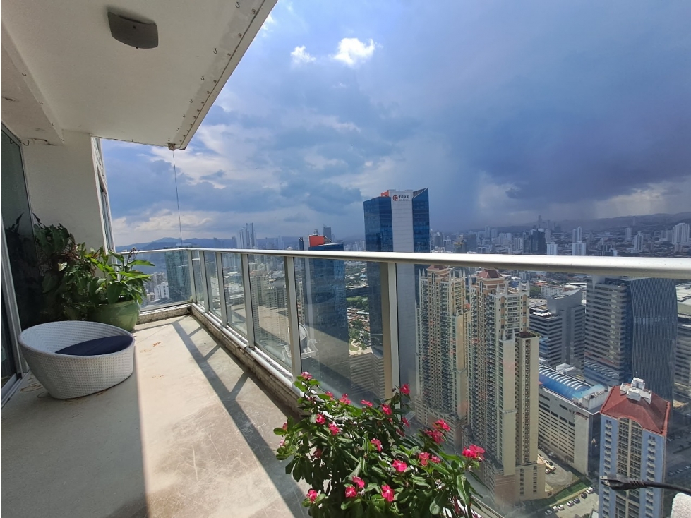 vendo apartamento en breeze tower costa del este