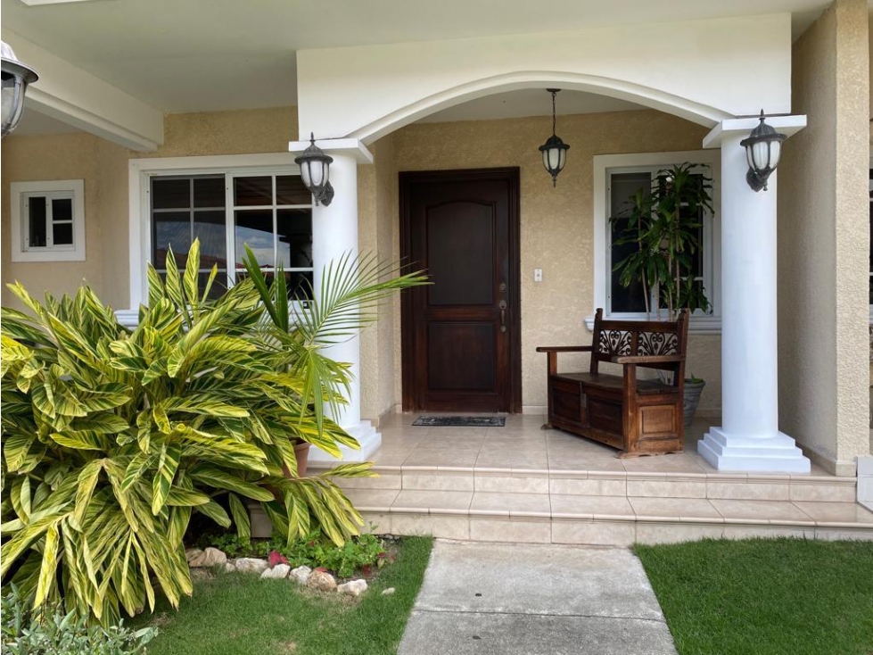 quieres alquilar, la casa de Palmeras del Este, en Costa del Este — foto 2