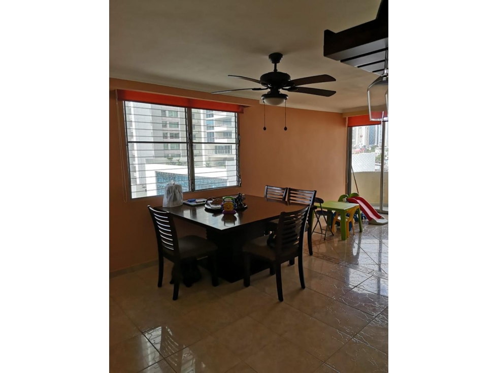 Vendo apartamento en el PH Torres del Golf, San Francisco