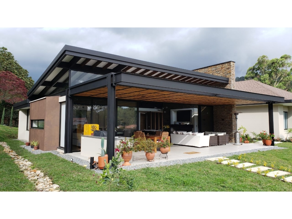 Venta casa espectacular en el Retiro - Antioquia