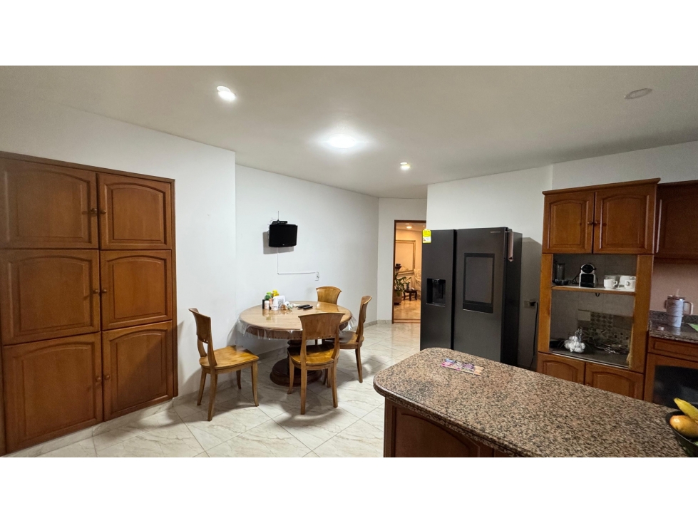APARTAMENTO EN PINARES EN VENTA — foto 2