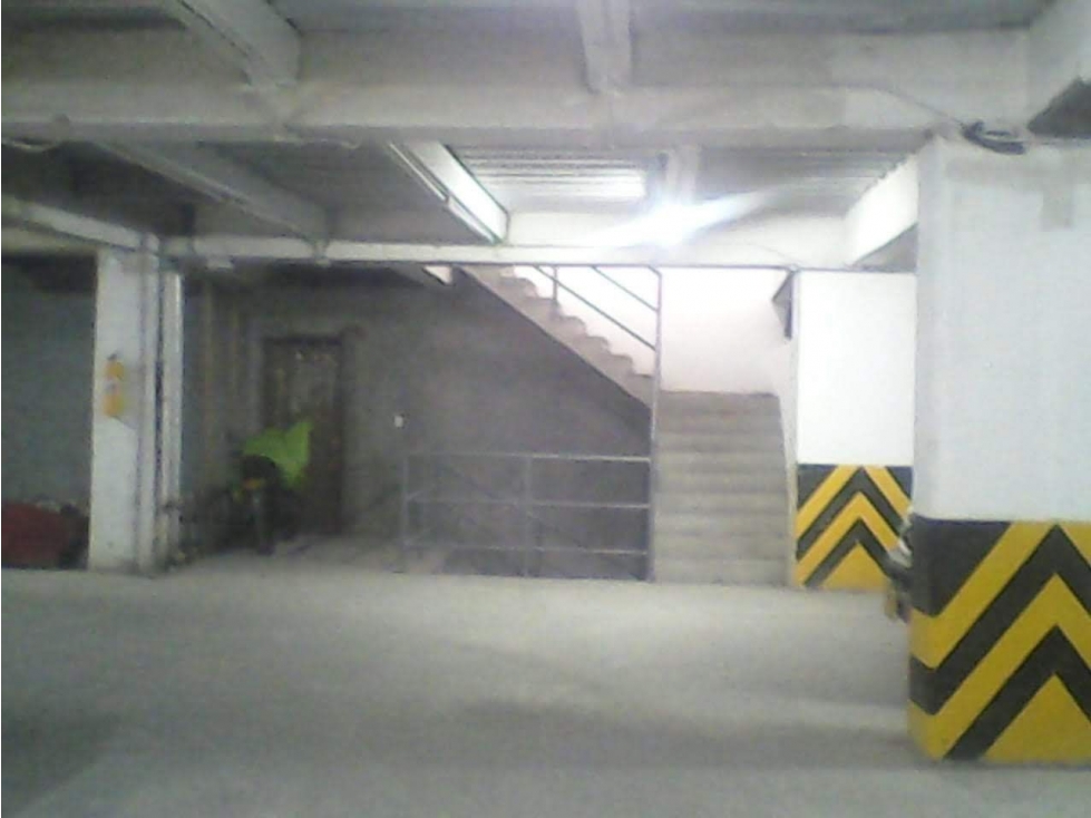 Parqueadero centro en venta — foto 2