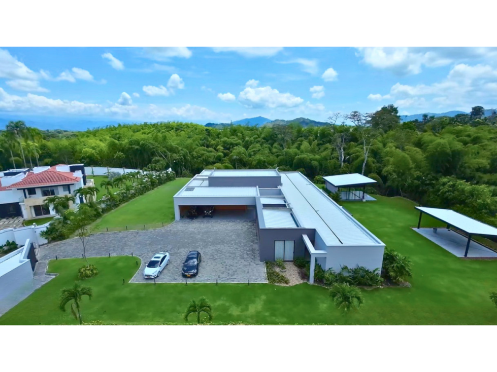 Venta de Casa Campestre de lujo en Malabar