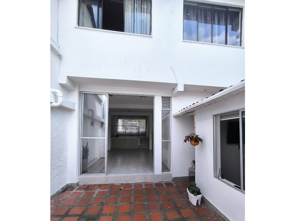 Casa Independiente en la Avenida las Americas — foto 4