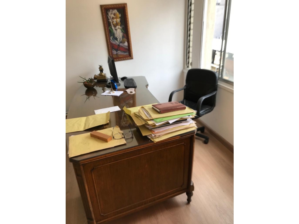 VENTA OFICINA EN MEDELLIN CENTRO. AV ORIENTAL CON LA PLAYA — foto 2