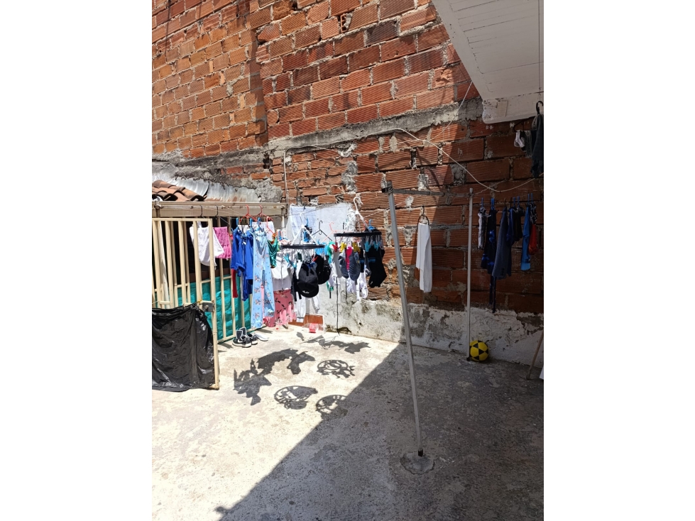 Casa Lote, Itaguí Barrio Santa María - Se Vende — foto 2