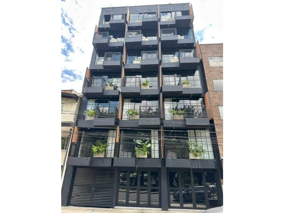 Edificio de Apartaestudios en Medellín San Joaquin - Se Vende