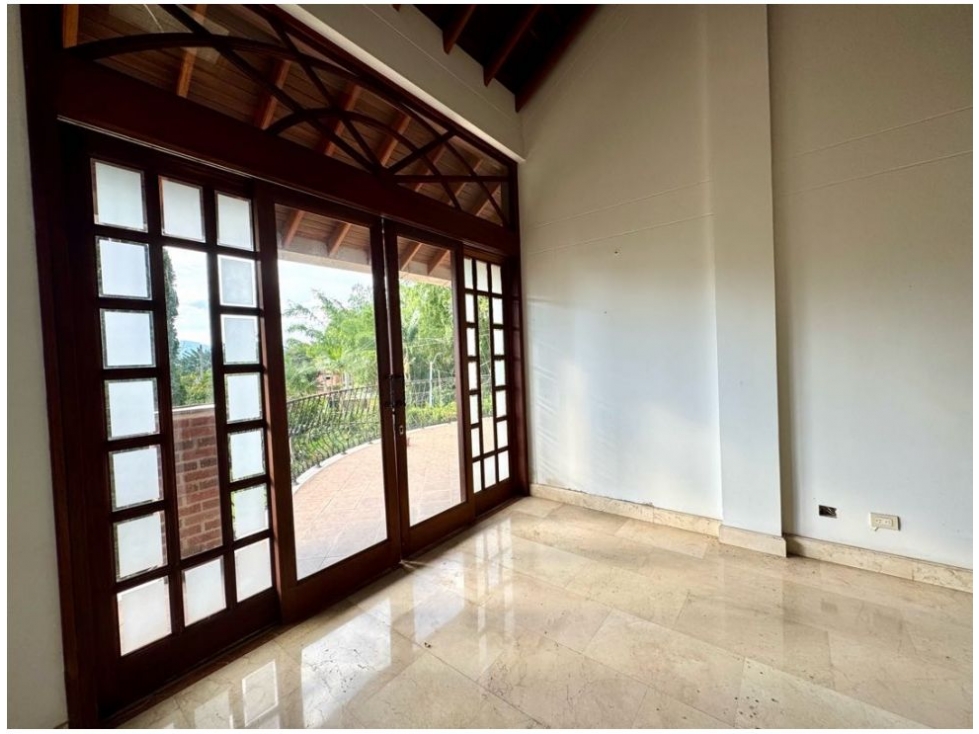 SE VENDE CASA EN ENVIGADO, LOMA DEL CHOCHO — foto 4