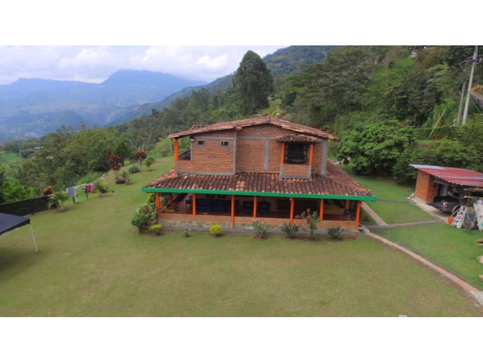 Se Vende Finca Hotel en Amagá, Antioquia Sector Camilocé - 4
