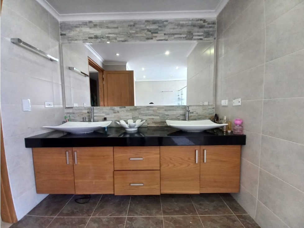 VENTA APARTAMENTO EN MEDELLIN, EL POBLADO LOMA GONZALEZ — foto 5
