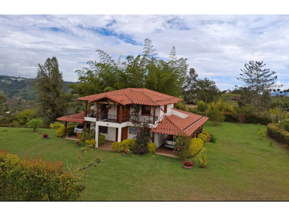 Finca en Venta Vereda Pozo, entre Marinilla y El Peñol — foto 2