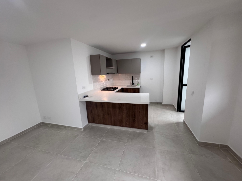 VENTA APARTAMENTO EN MEDELLIN, LAURELES NOGAL — foto 2