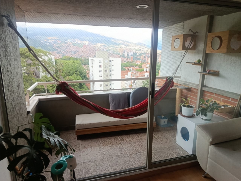 Venta Apartamento en Medellín, Laureles Campestre — foto 2