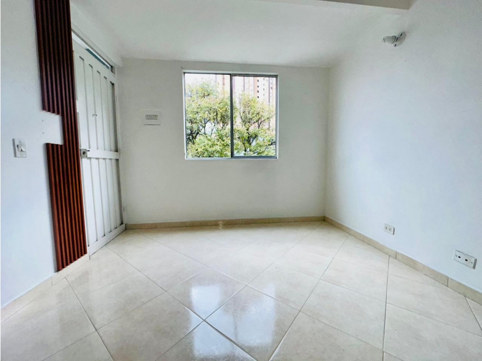 Venta de Apartamento Dúplex Piso 4 Medellín, Calasanz — foto 2