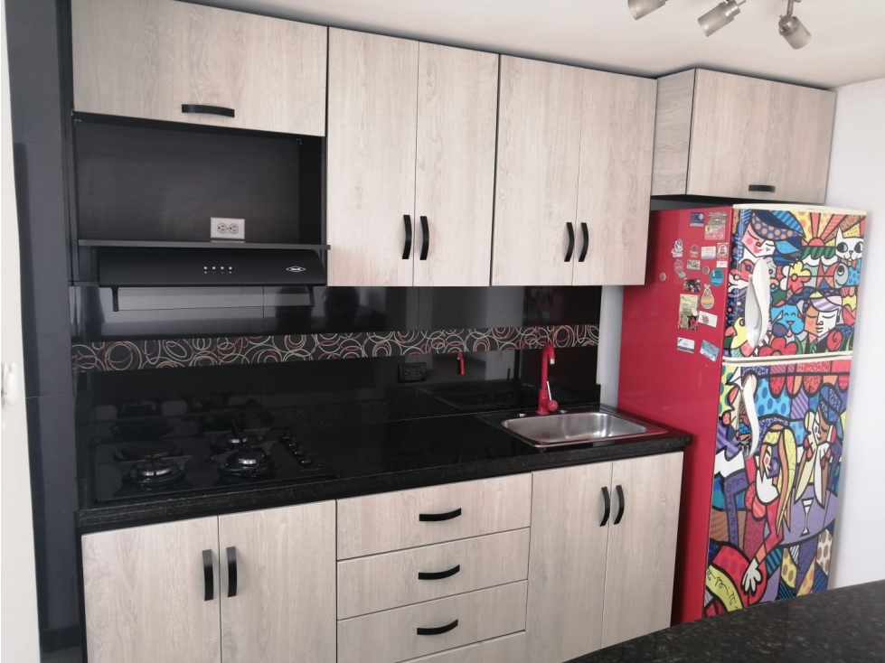 VENTA APARTAMENTO EN MEDELLIN LAURELES, CERCA IGLESIA LA CONSOLATA — foto 2