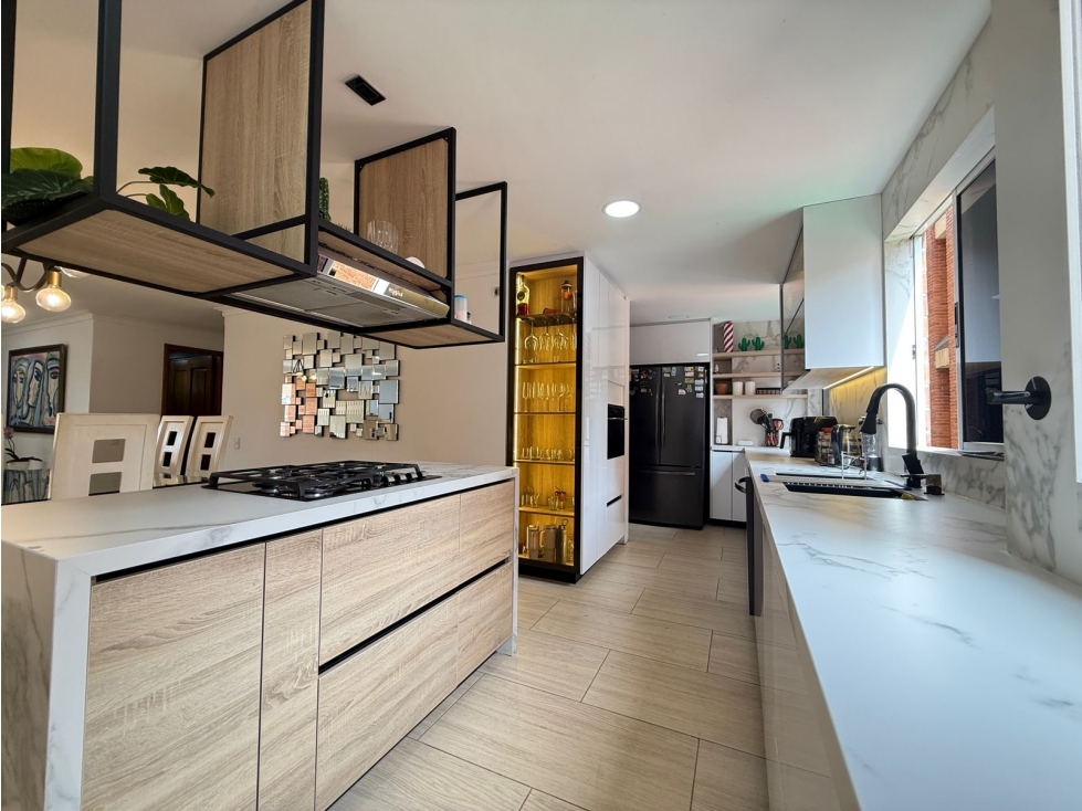 VENTA APARTAMENTO EN MEDELLIN, LAURELES SEGUNDO PARQUE