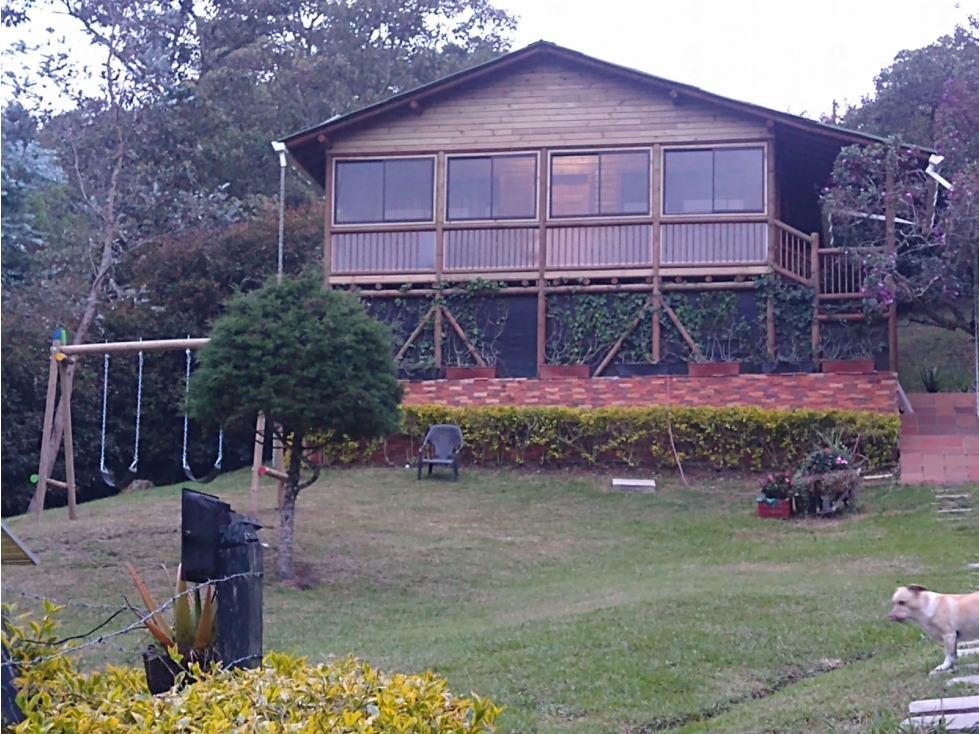 Cabaña en Santa Elena, Vereda San Ignacio - Se Vende