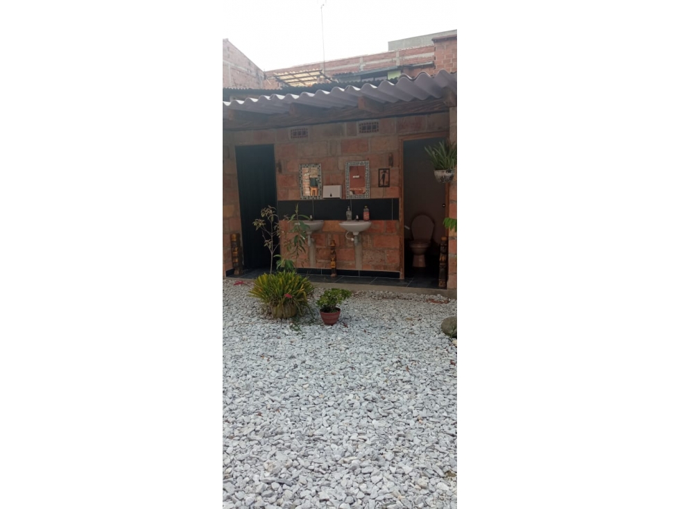 VENTA LOCAL COMERCIAL CON LOTE, EN EL CARMEN DE VIVORAL — foto 6