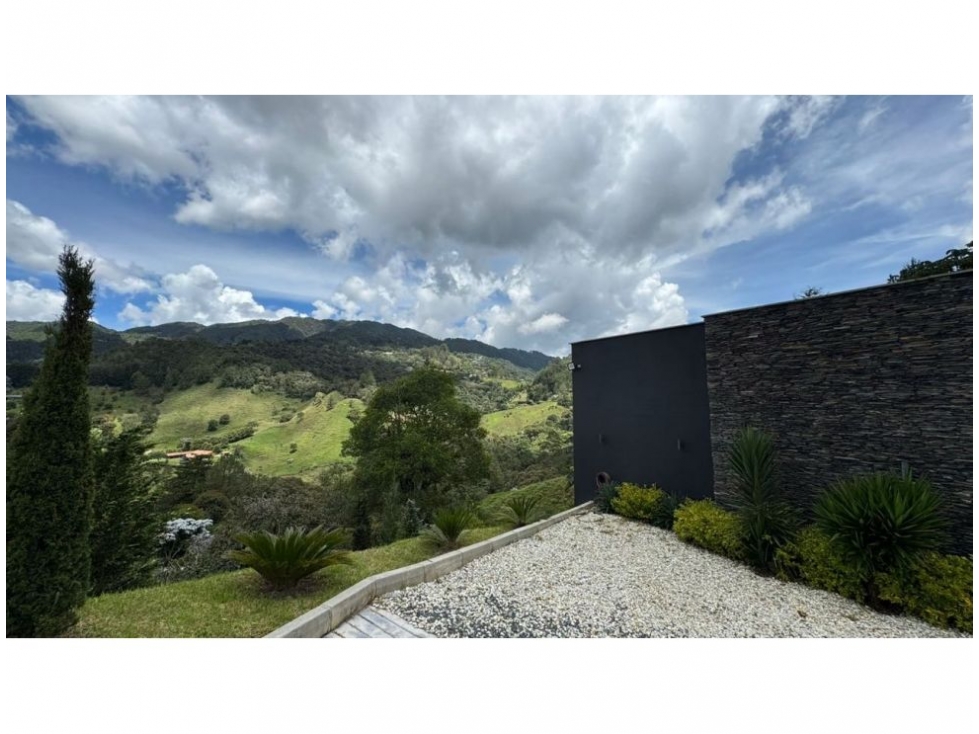 Venta, Casa en Rionegro, Sector Fizebad. (casa lujosa) — foto 2
