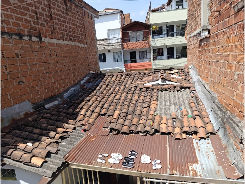 Casa Lote, Itaguí Barrio Santa María - Se Vende — foto 4