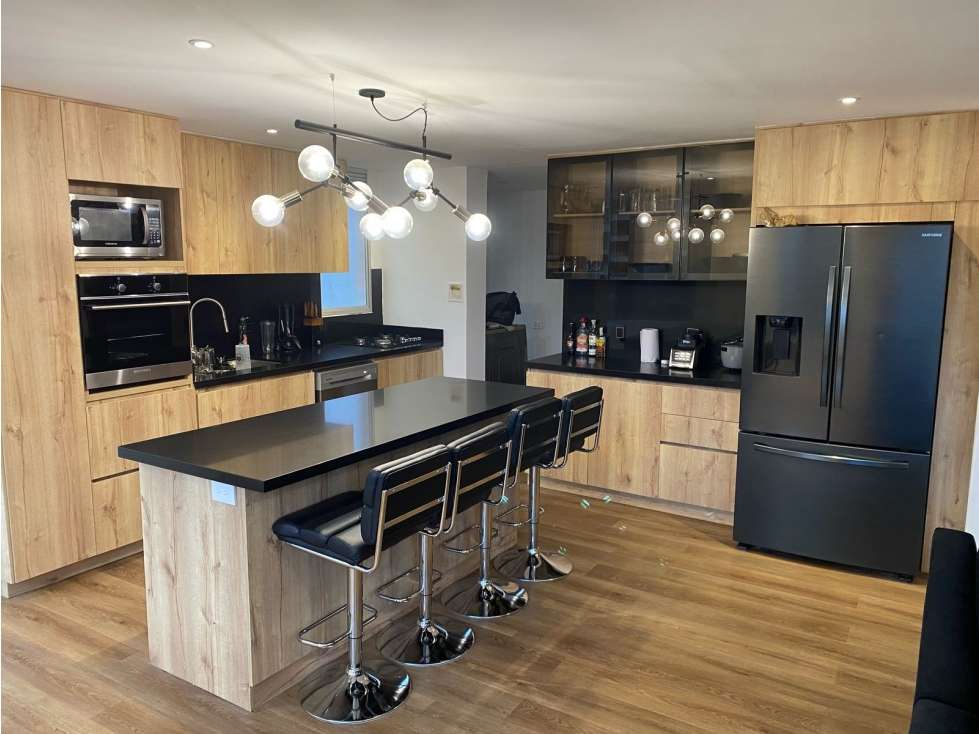 VENTA APARTAMENTO EN MEDELLIN, POBLADO PROVENZA — foto 2