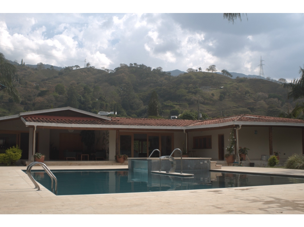 Se Vende Finca en Girardota, Sector Enka — foto 2