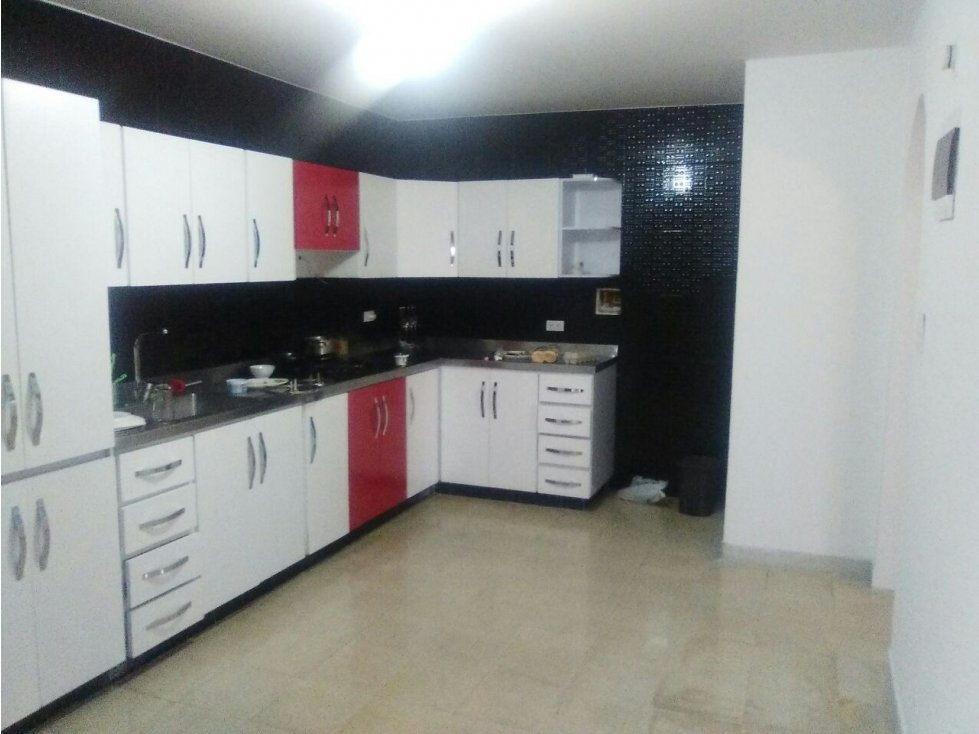 VENTA CASA UNIFAMILIAR, EN MEDELLIN GLORIETA BULERIAS — foto 5