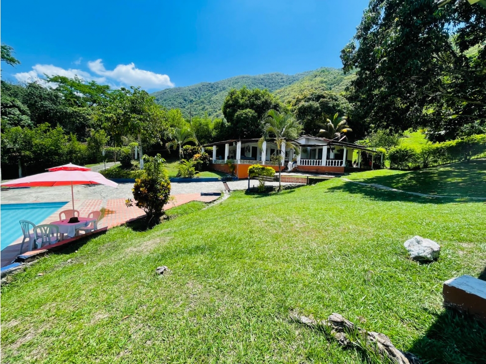 Finca San Jerónimo, Antioquia Cerca de Los Tamarindos - Se Vende — foto 2