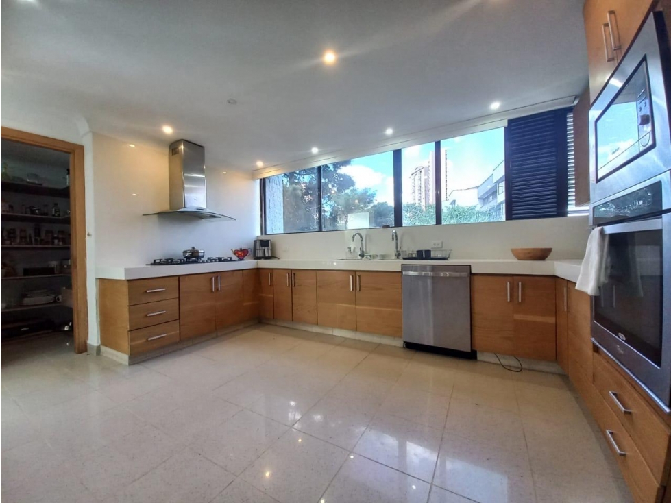 VENTA APARTAMENTO EN MEDELLIN, EL POBLADO LOMA GONZALEZ — foto 3