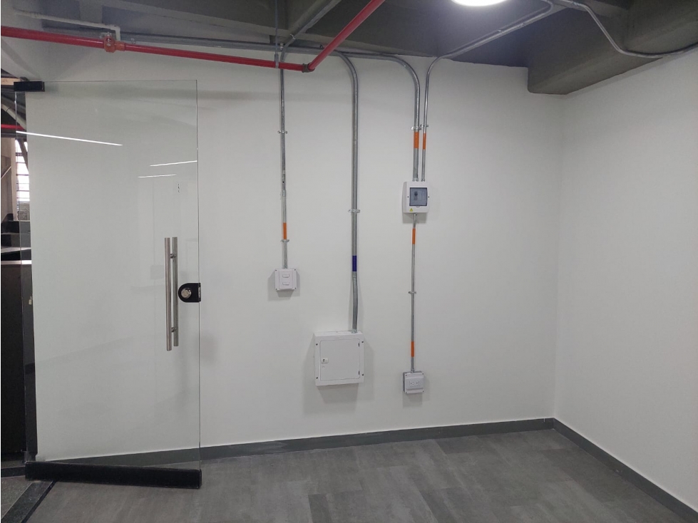 Venta de Local Comercial, Piso 2 Caldas Ant. en Centro Comercial - 5