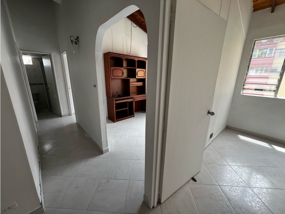 Apartamento en Medellín, Calasanz 5to Piso - Se Vende — foto 3