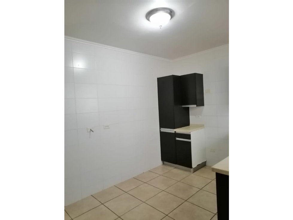 ALQUILO CASA PH ALPES BRISAS DEL GOLF PASEO DEL NORTE — foto 6