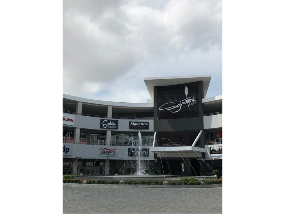 ALQUILO LOCAL SIGNATURE PLAZA EN BRISAS DEL GOLF