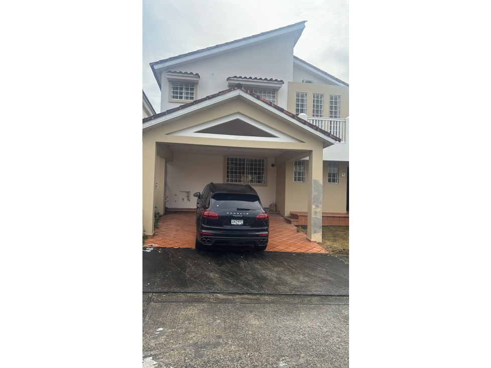 VENDO CASA EN BRISAS HEIGHTS -BRISAS DEL GOLF