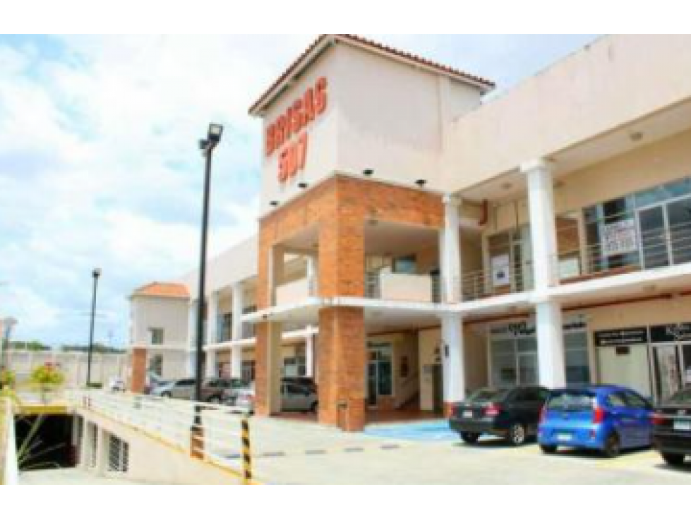 ALQUILO LOCAL EN PLAZA 507- BRISAS DEL GOLF