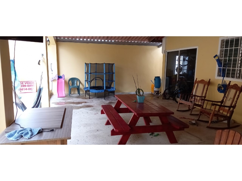 VENDO CASA BRISAS DEL GOLF CON PANALES SOLARES REMODELADA - 5
